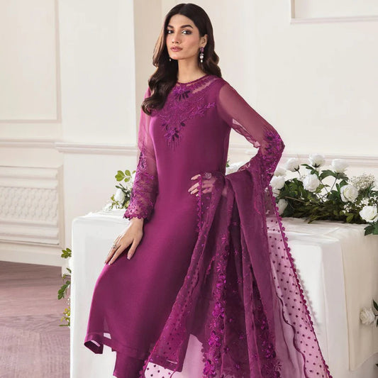 The Ultimate Guide to Top Female Clothing Brands in Pakistan with Price (2025 TOP BRANDS WOMEN CLOTHING [Latest Fashion & Appare