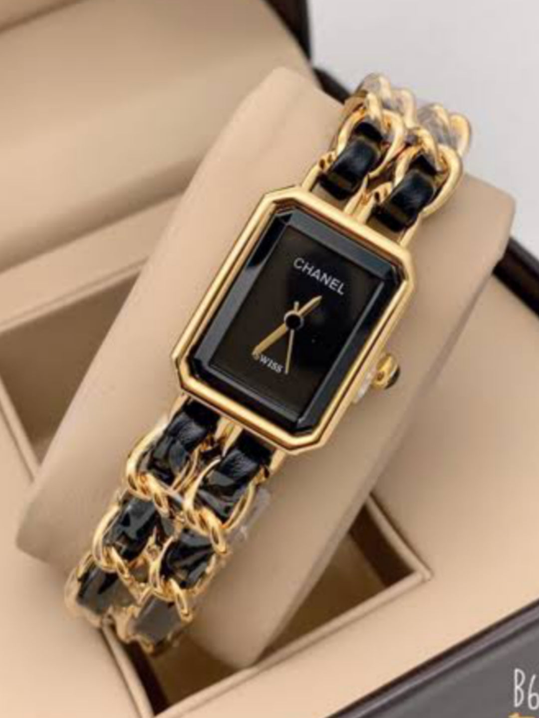 CHANEEL WOMEN WATCH
